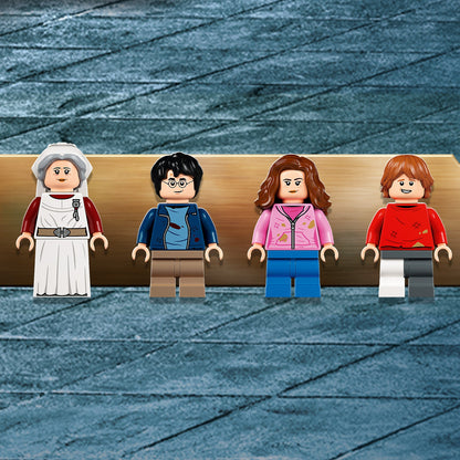LEGO® Harry Potter™ Hogwarts™ Hospital Wing - Bộ Đồ Chơi Lắp Ráp Bệnh Thất Hogwarts 76398