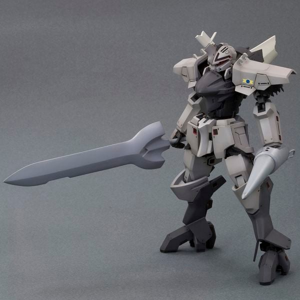 Delphine Renewal Ver - Broken Blade - Kotobukiya FAA17X