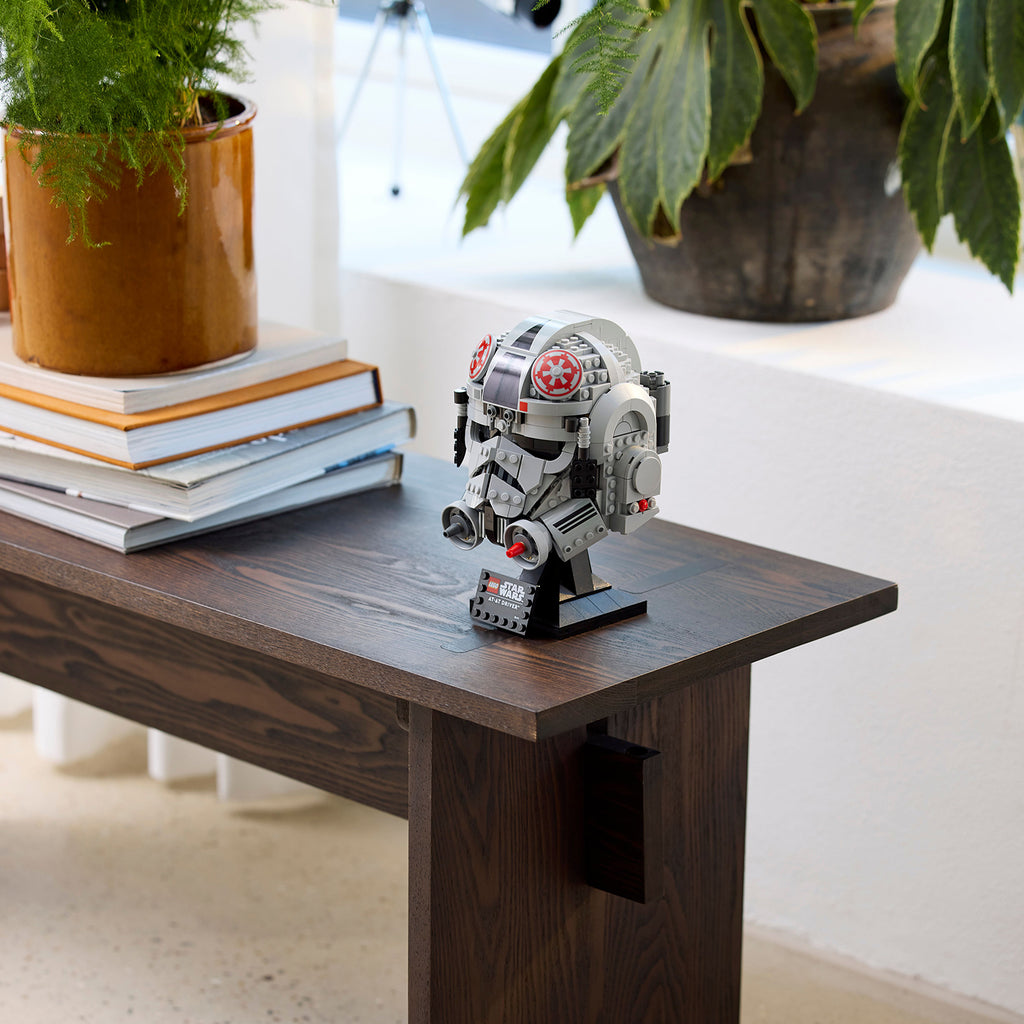 LEGO® Star Wars™ AT-AT Driver™ Helmet - Mô hình lắp ráp mũ bảo hiểm phi công - LEGO 75429 - Hình ảnh bổ sung 8