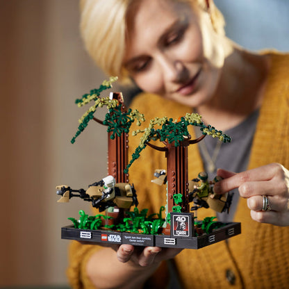 LEGO® Star Wars™ Endor™ Speeder Chase Diorama - Mô hình lắp ráp Diorama trưng bày - LEGO 75353 - Hình ảnh bổ sung 8