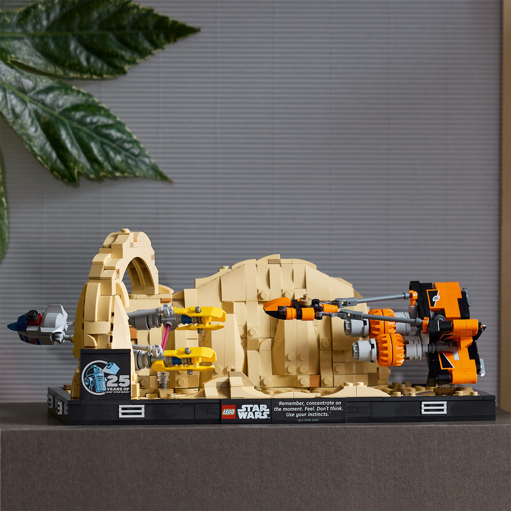 LEGO® Star Wars™ Mos Espa Podrace™ Diorama (75380) - Mô Hình Lắp Ráp Trưng Bày Chính Hãng LEGO LEGO - ảnh 1 - LEGO Sets