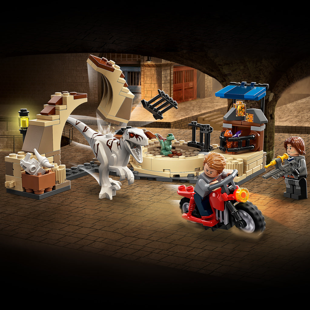 LEGO® Jurassic World Atrociraptor Dinosaur: Bike Chase - Đồ chơi lắp ráp Truy Đuổi Khủng Long - LEGO 76945 LEGO - ảnh 6 - LEG