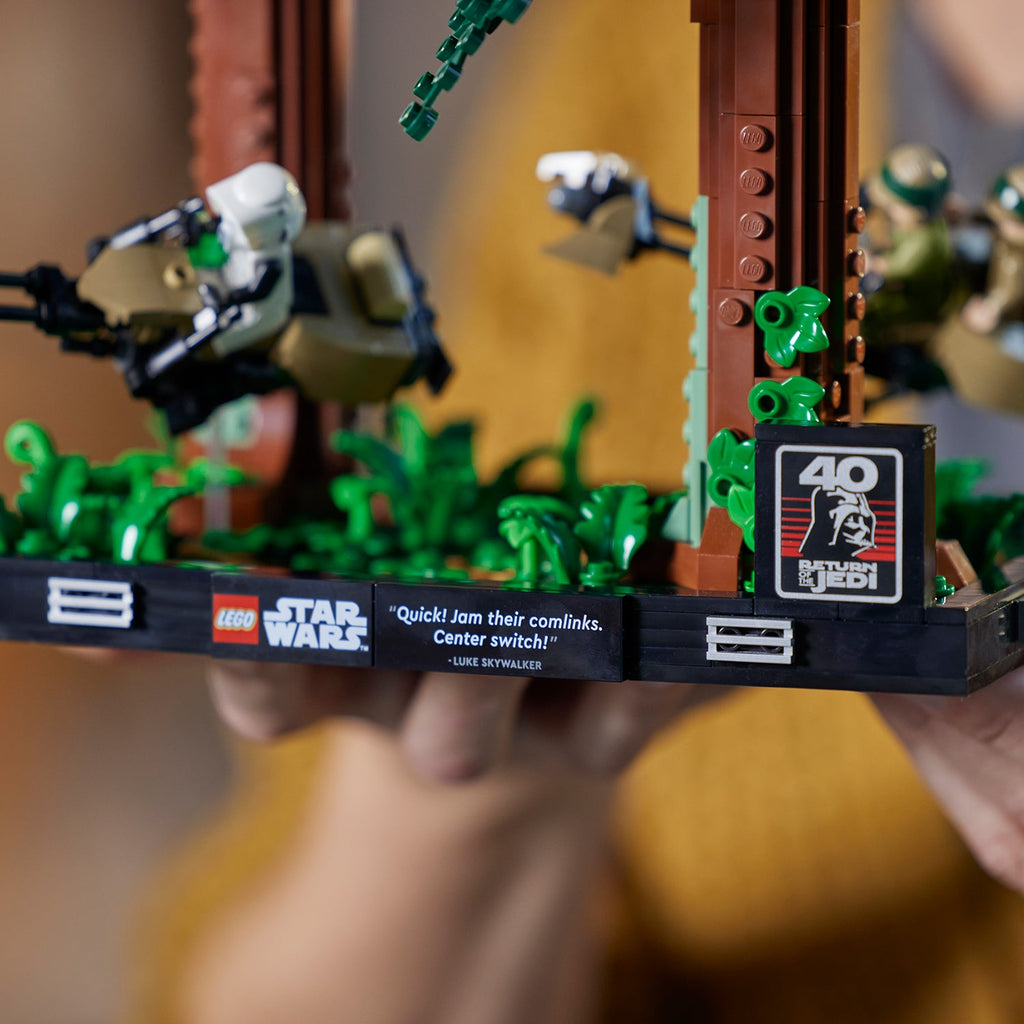 LEGO® Star Wars™ Endor™ Speeder Chase Diorama - Mô hình lắp ráp Diorama trưng bày - LEGO 75353 LEGO - ảnh 1 - LEGO Star Wars 