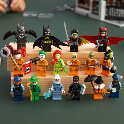 LEGO® DC Batman™ Arkham Asylum™ - Bộ Lắp Ráp Nhà Thương Điên Arkham LEGO 76300 LEGO - ảnh 4 - LEGO Collection