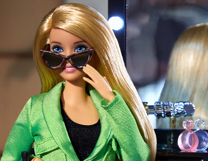 @BarbieStyle Fashion Studio & Doll Set - Bộ Đồ Chơi Búp Bê Thời Trang Cao Cấp - Barbie Signature HBX98