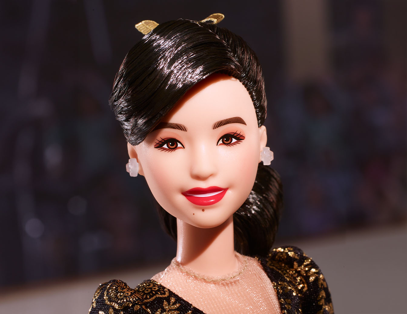Barbie Inspiring Women Kristi Yamaguchi Doll - Búp Bê Sưu Tầm Figure Cao Cấp - Barbie Signature