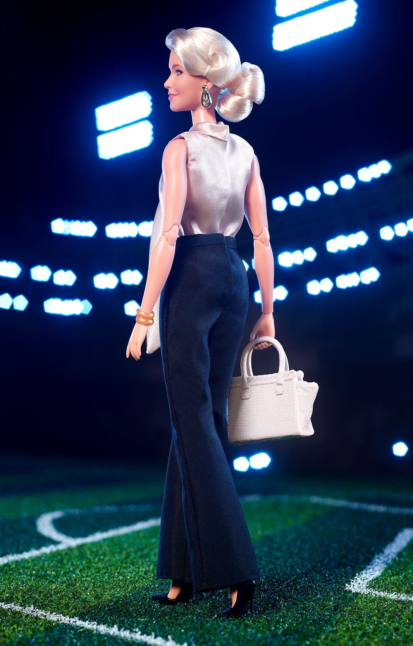 Barbie Signature Ted Lasso Rebecca Welton Doll - Búp Bê Sưu Tập Cao Cấp - Barbie
