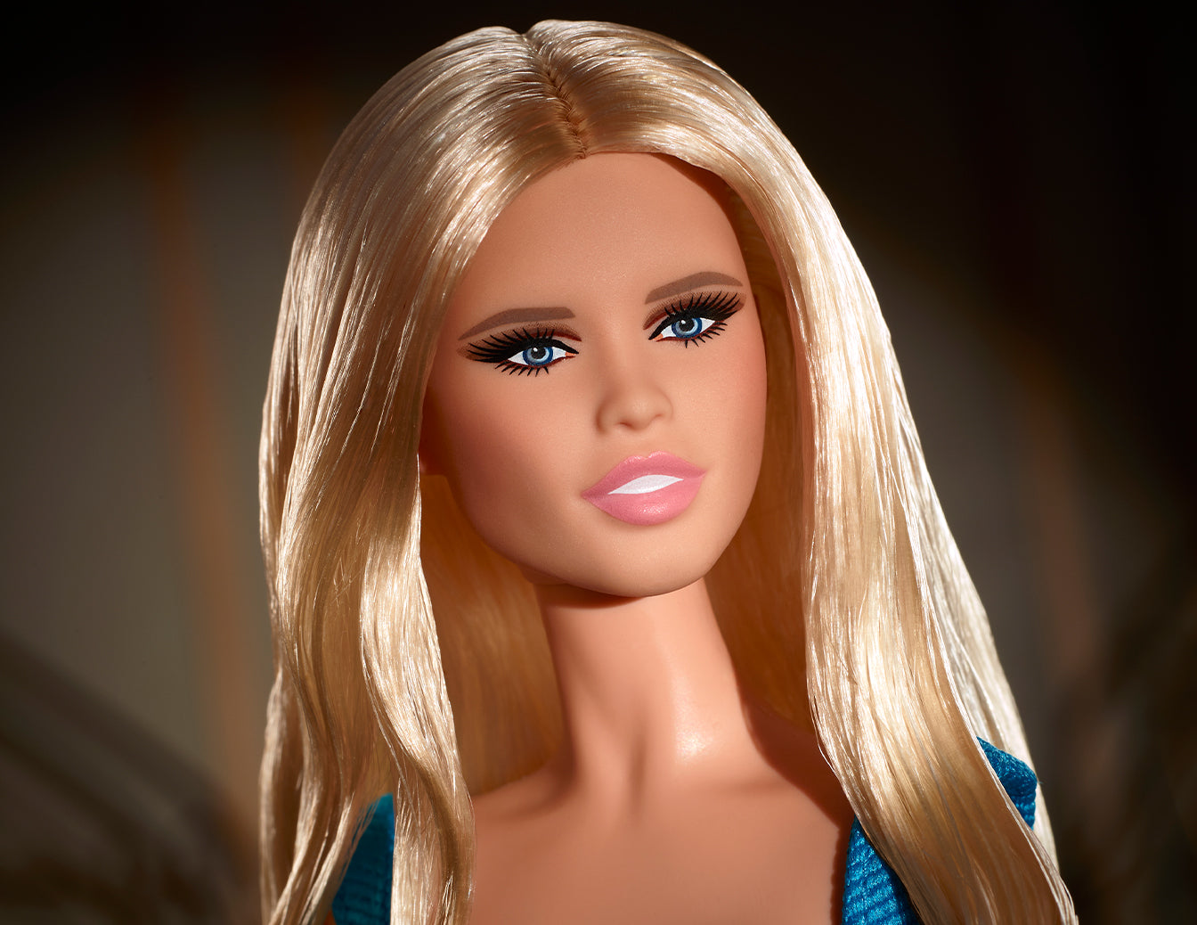 Claudia Schiffer Supermodel Barbie Doll in Versace Gown - Búp bê Siêu mẫu Sưu tầm Barbie Signature