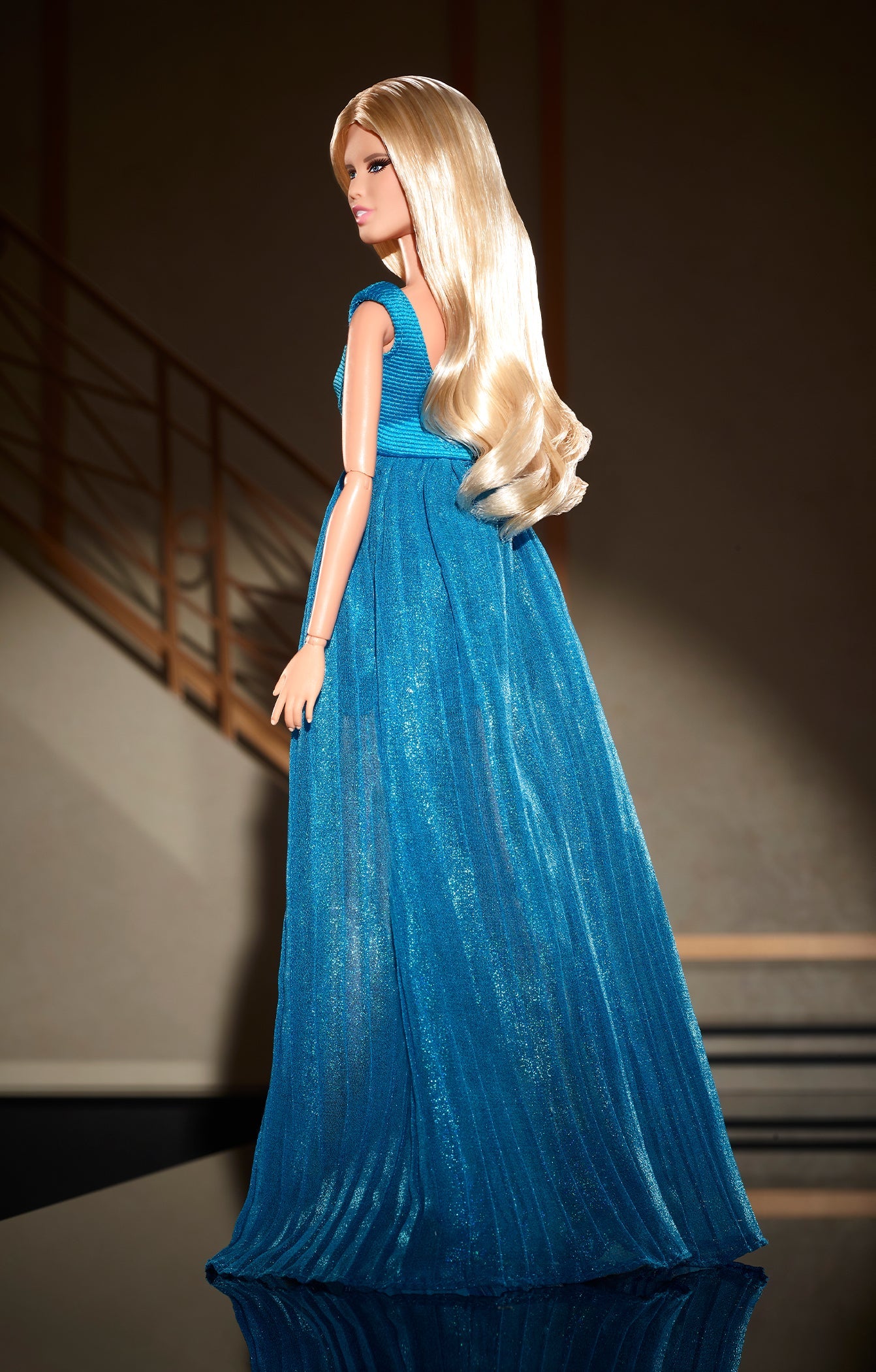 Claudia Schiffer Supermodel Barbie Doll in Versace Gown - Búp bê Siêu mẫu Sưu tầm Barbie Signature