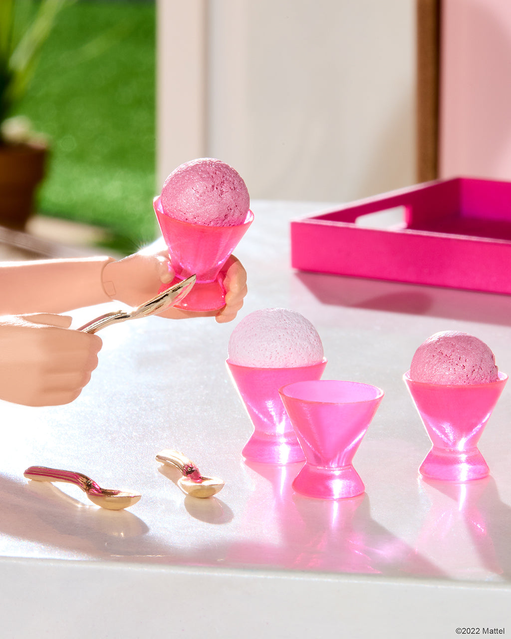 Barbie™ X Dragon Glassware® Stemless Martini Glasses - Bộ Ly Martini Không Chân Cách Nhiệt - Dragon Glassware - Hình ảnh bổ sung 7