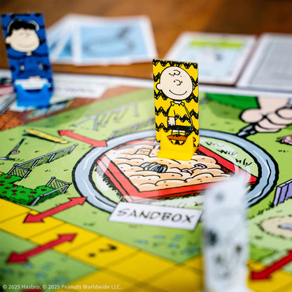 CLUE®: PEANUTS - Board Game Giải đố Bí ẩn - The Op Games