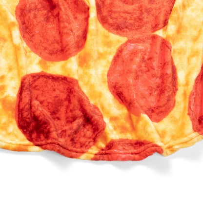 Pizza Comfort Blanket - Chăn Nỉ Hình Bánh Pizza Khổng Lồ - Relatable x Cozy Concepts Co. - Hình ảnh bổ sung 4