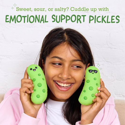 Emotional Support Pickles - Bộ 5 Gấu Bông Dưa Chuột An Ủi - Relatable