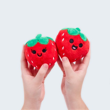 Emotional Support Strawberries - Thú Bông Quà Tặng Đáng Yêu - Relatable