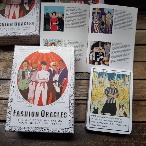 Bộ Bài Fashion Oracles - Dành Cho Người Tìm Kiếm Sự Phá Cách