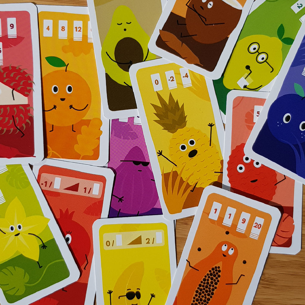 Tucano Card Game - Trò chơi Thẻ bài Chiến thuật - Helvetiq