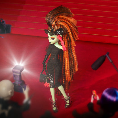 Off-White™ c/o Monster High Electra Melody Doll - Búp Bê Sưu Tầm Cao Cấp - Monster High - Hình ảnh chi tiết 2