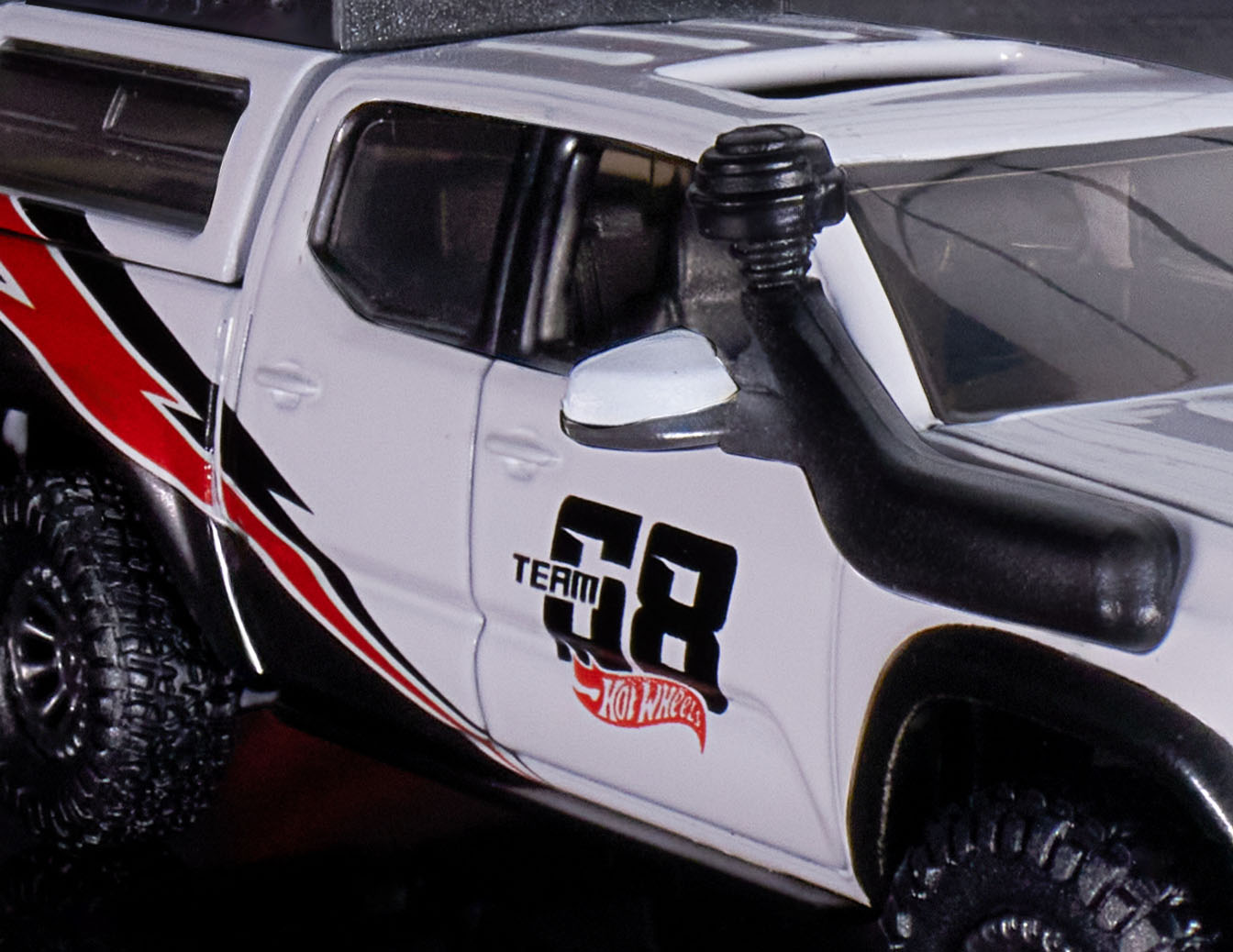 Hot Wheels Elite 64 Mod Shop '17 Toyota Tacoma Xe Mô Hình Kim Loại Hot Wheels Hot Wheels - ảnh 9 - Diecast Vehicle