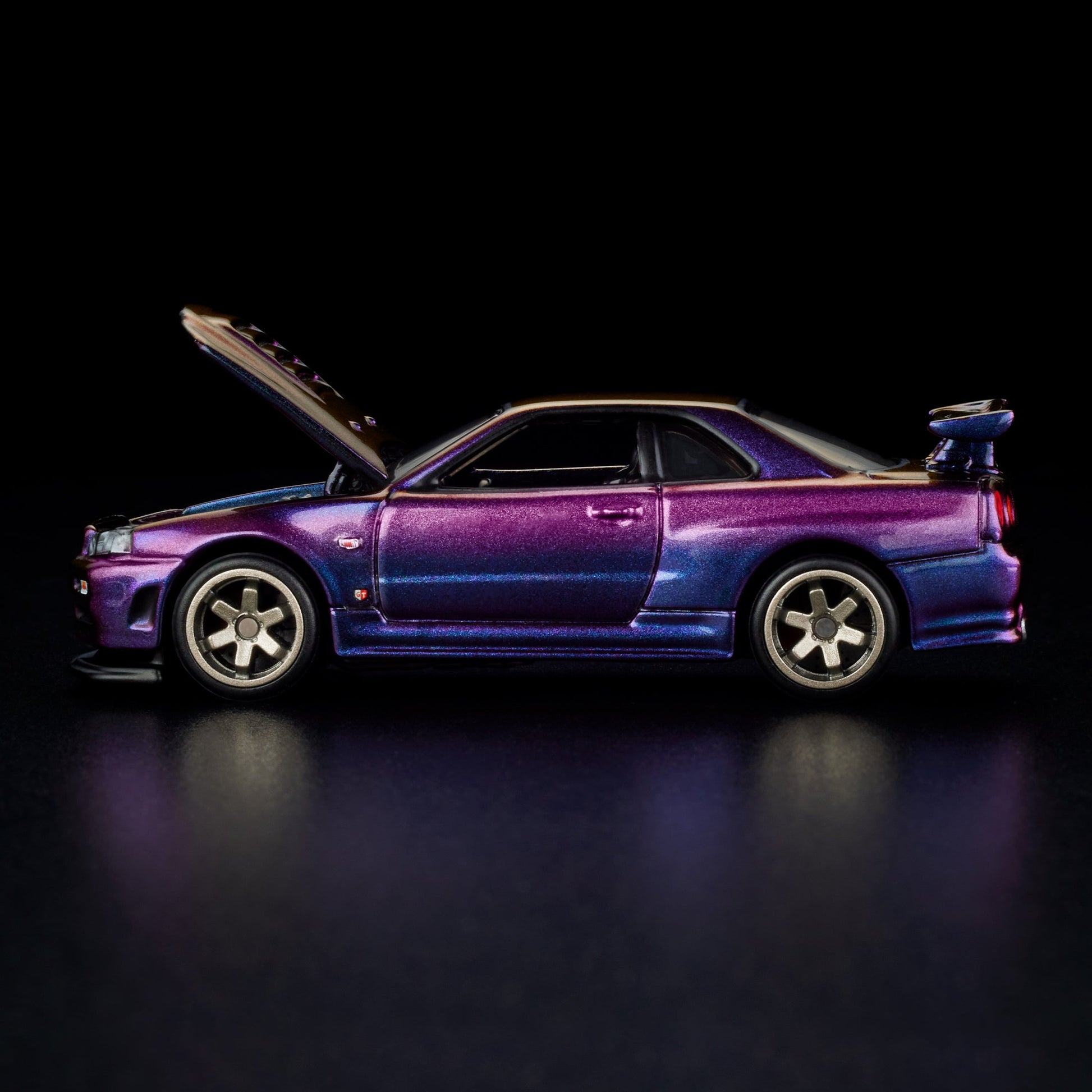 RLC Exclusive Nissan Skyline GT-R BNR34 - Mô Hình Xe Đồ Chơi Sưu Tầm Hot Wheels - Góc nhìn khác 3