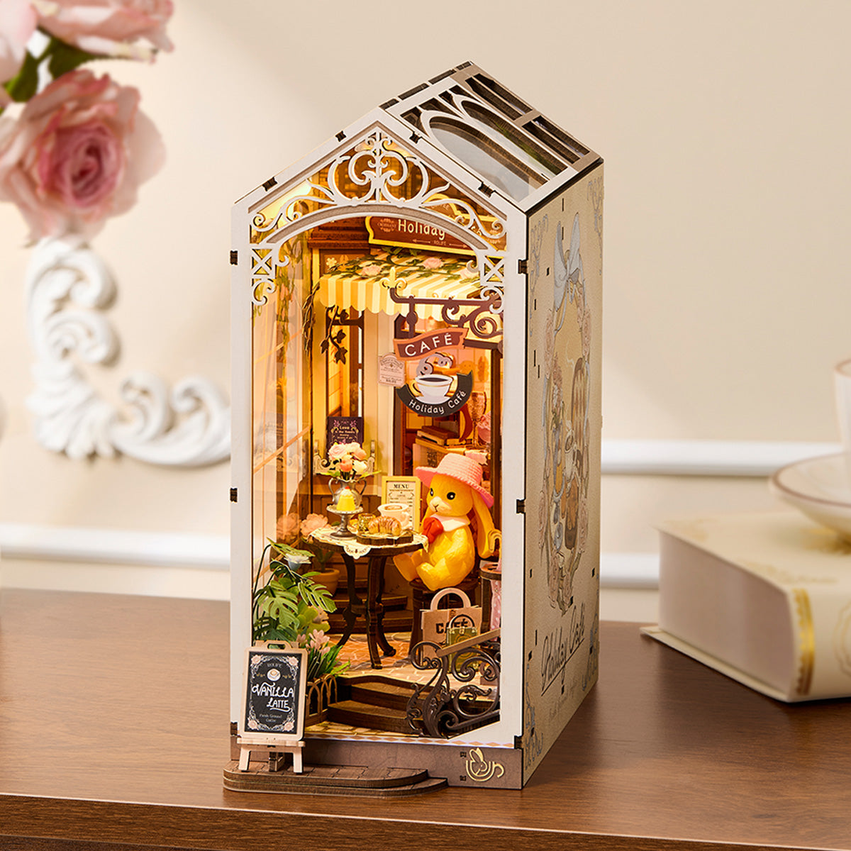 Rolife DIY Book Nook Shelf Insert - Holiday Cafe TGB15 - Mô hình lắp ráp kệ sách 3D - Rolife