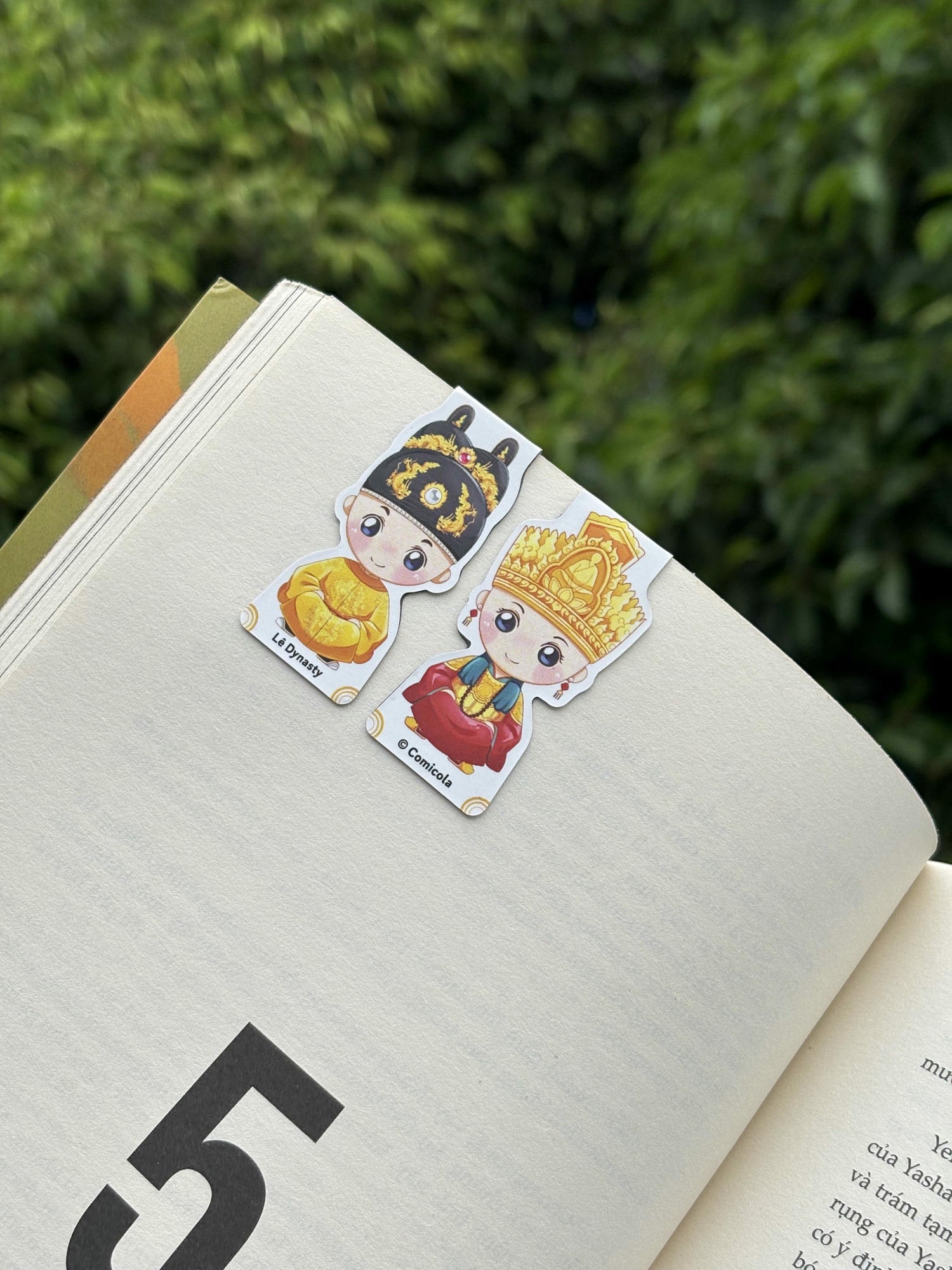Bookmark nam châm Triều Phục Hoàng Gia