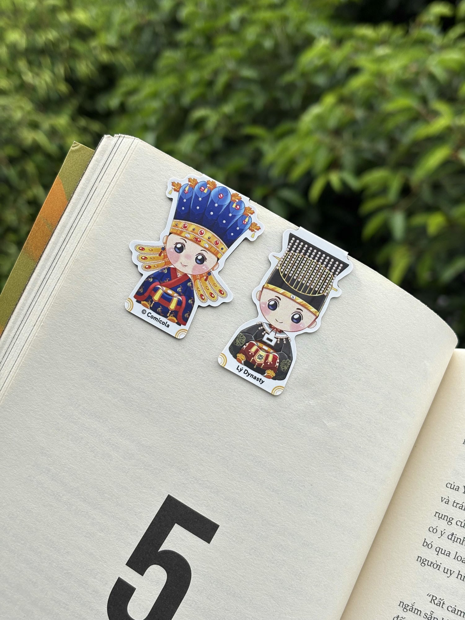 Bookmark nam châm Triều Phục Hoàng Gia