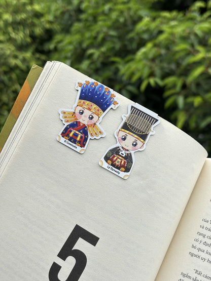Bookmark nam châm Triều Phục Hoàng Gia