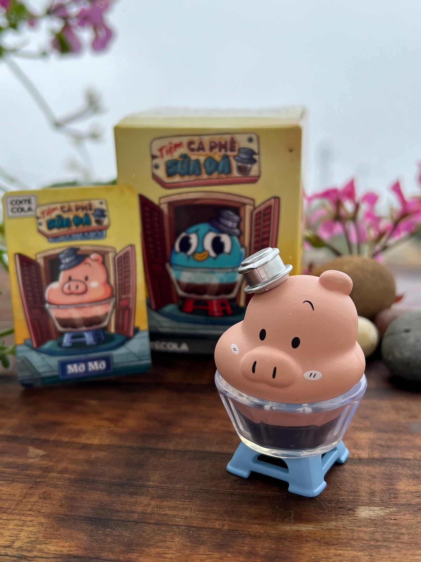 Arttoy collection “Tiệm Cà phê sữa đá”