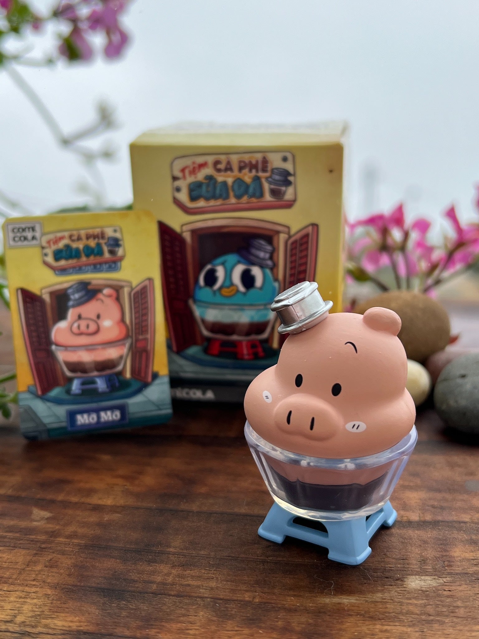 Arttoy collection “Tiệm Cà phê sữa đá”