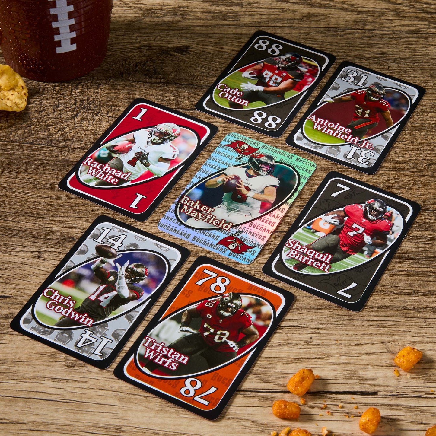 UNO Fandom NFL Tampa Bay Buccaneers Game Deck - Board Game Thẻ Bài Thể Thao - Mattel - Hình ảnh bổ sung 4