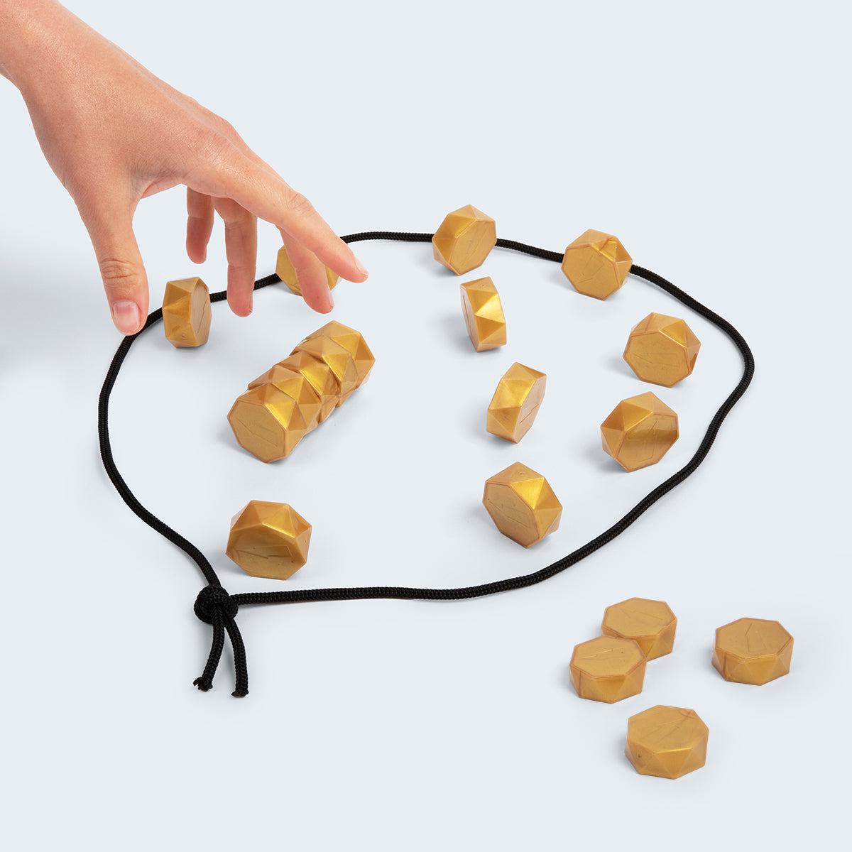 Kollide: Magnetic Head-to-Head Challenge Game - Trò Chơi Đối Kháng Nam Châm Chiến Thuật Relatable - Hình ảnh bổ sung 4
