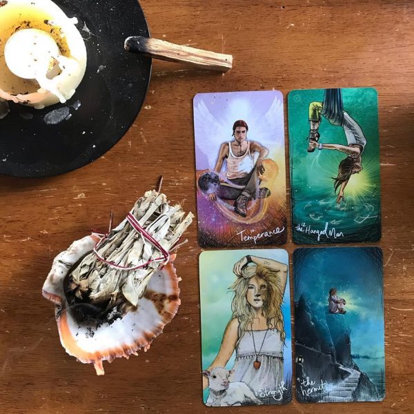 Bộ Bài Light Seer's Tarot - Hành Trình Thức Tỉnh Tâm Linh