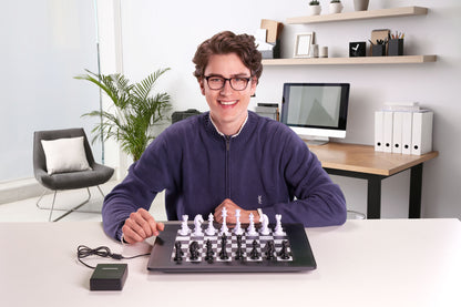The King Competition - Máy Tính Chơi Cờ Vua Thông Minh - Millennium M831 Millennium 2000 GmbH - ảnh 2 - Chess Computer