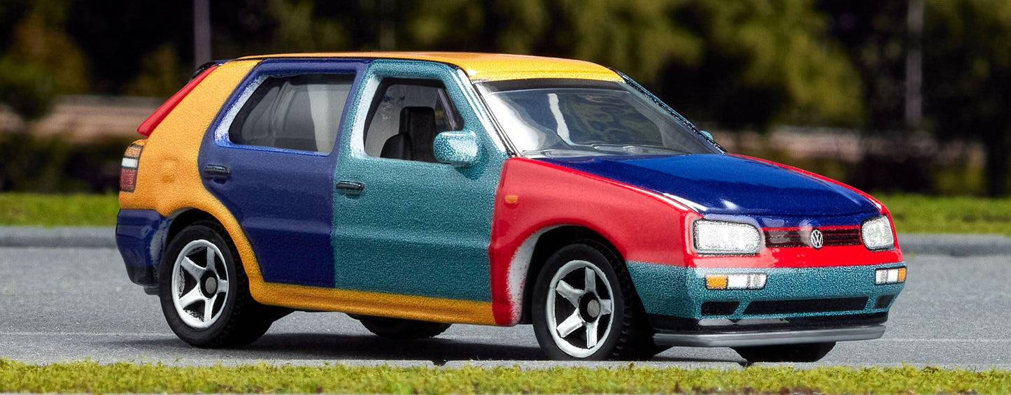 Matchbox 1995 Volkswagen Golf Harlequin - Mô Hình Xe Ô Tô Sưu Tầm Tỉ Lệ 1:64 Matchbox Collectors