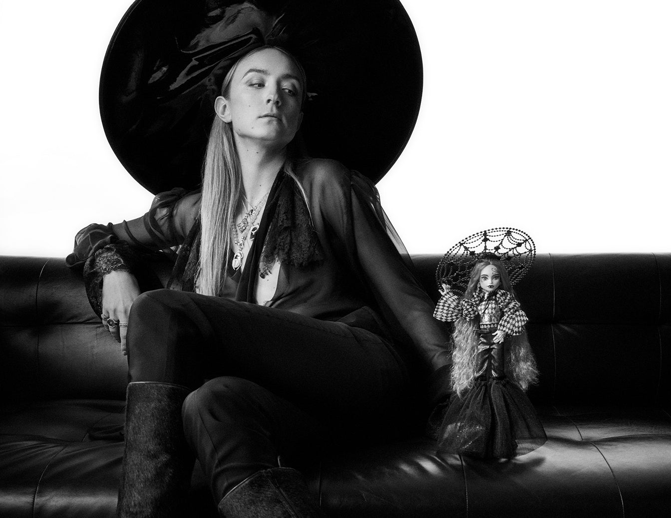 Monster High Witch Weaver Harris Reed Doll - Búp Bê Thời Trang Sưu Tầm - Mattel Creations