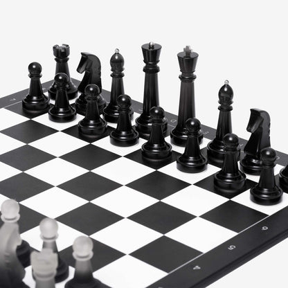 Bộ Cờ Vua Monochrome - Lumina Collection