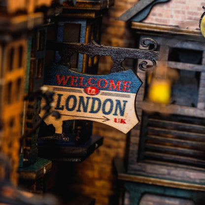 Phố Cổ London - Châu Âu (Mô hình Book Nook)