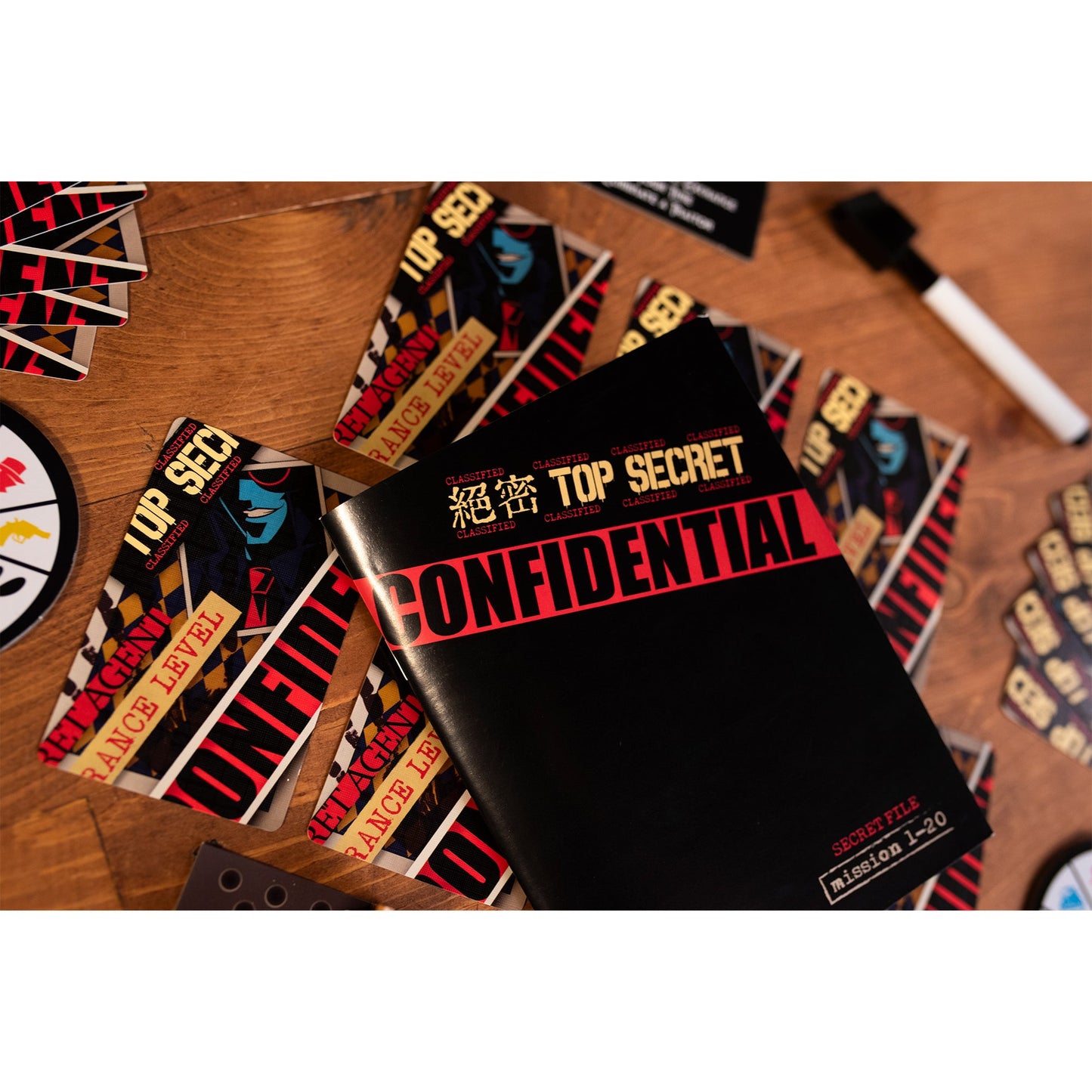 Infiltraitors Board Game - Trò chơi Board Game suy luận hợp tác - Pandasaurus