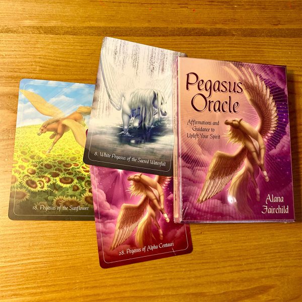 Bộ bài Pegasus Oracle - Kết nối năng lượng thiên mã & khai mở tiềm năng của bạn