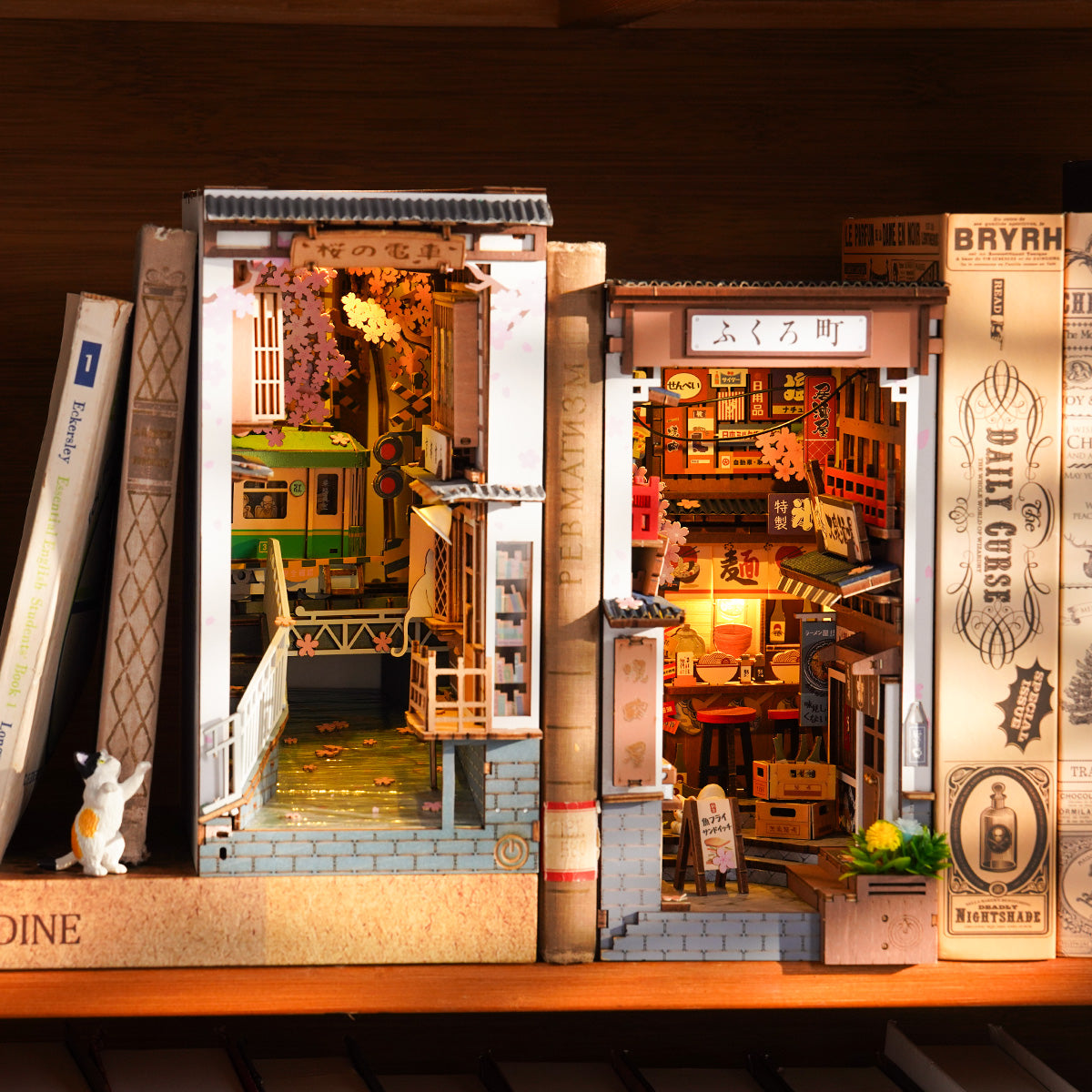 Rolife Book Nook Shelf Insert - Sakura Densya TGB01 - Mô hình gỗ DIY trang trí kệ sách - Rolife