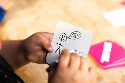 Scrawl - Board Game Vẽ Hình Hài Hước Cho Người Lớn - Big Potato Games