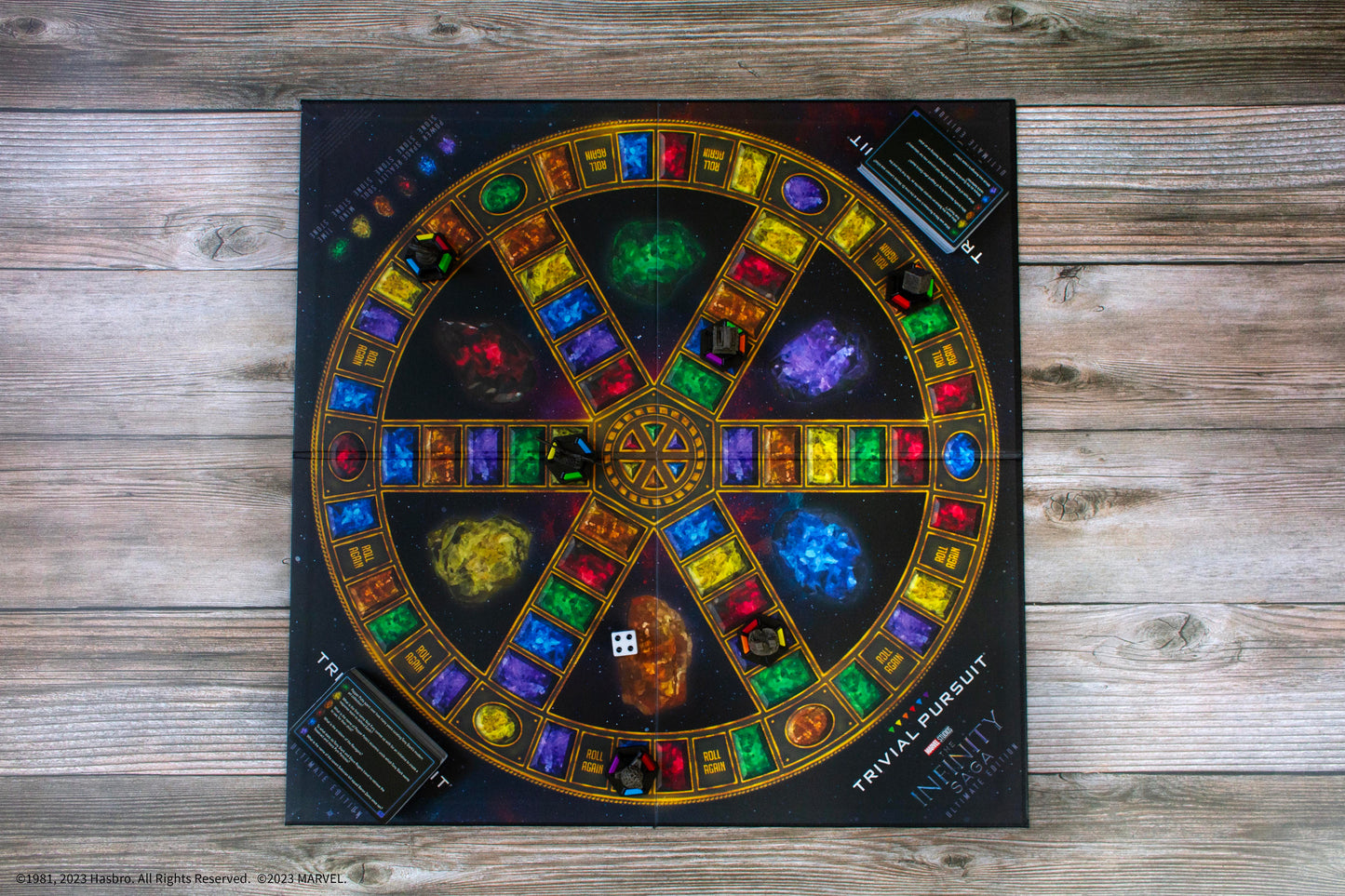 TRIVIAL PURSUIT®: Marvel Cinematic Universe Ultimate Edition - Board Game Đố Vui Marvel - The Op Games