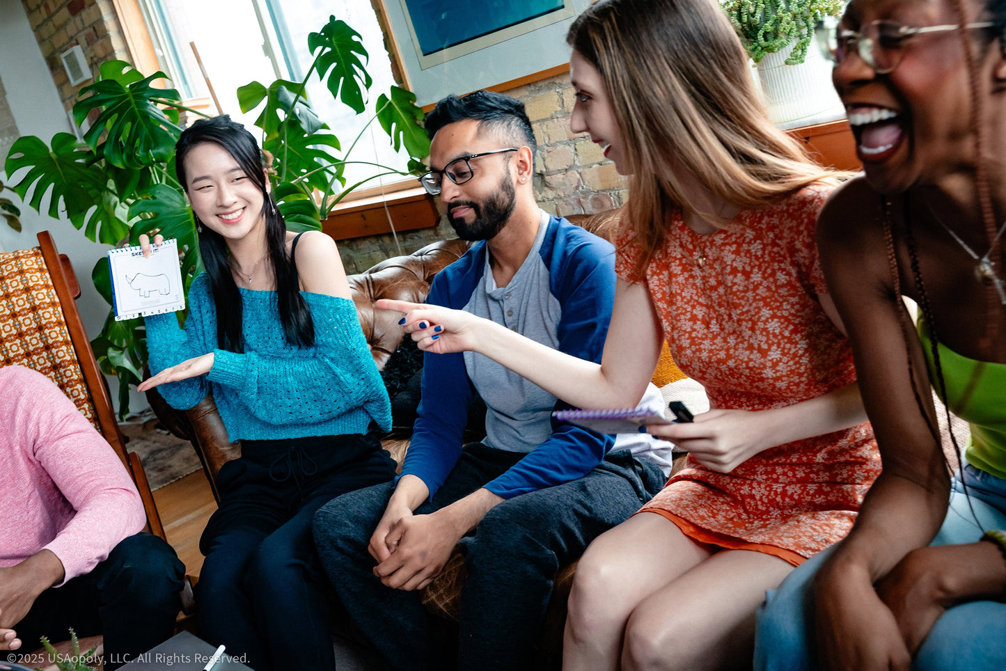 Telestrations® 8 Player (2nd Edition) - Board game vẽ hình đoán chữ - The Op Games