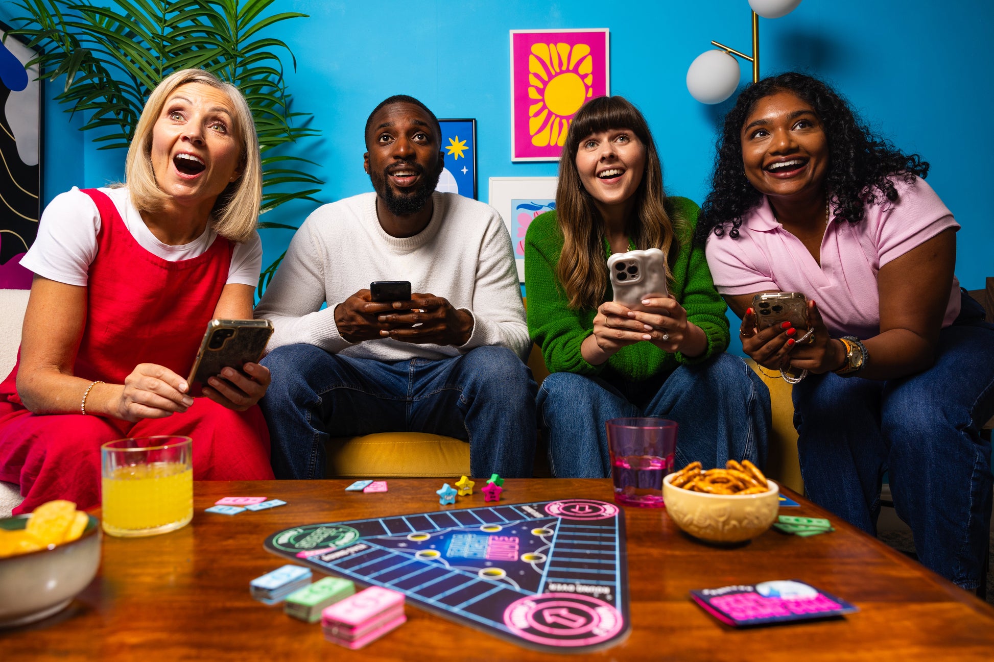 Trivia Night Live - Board Game Đố Vui Game Show Hấp Dẫn - Big Potato Games - Hình ảnh bổ sung 6