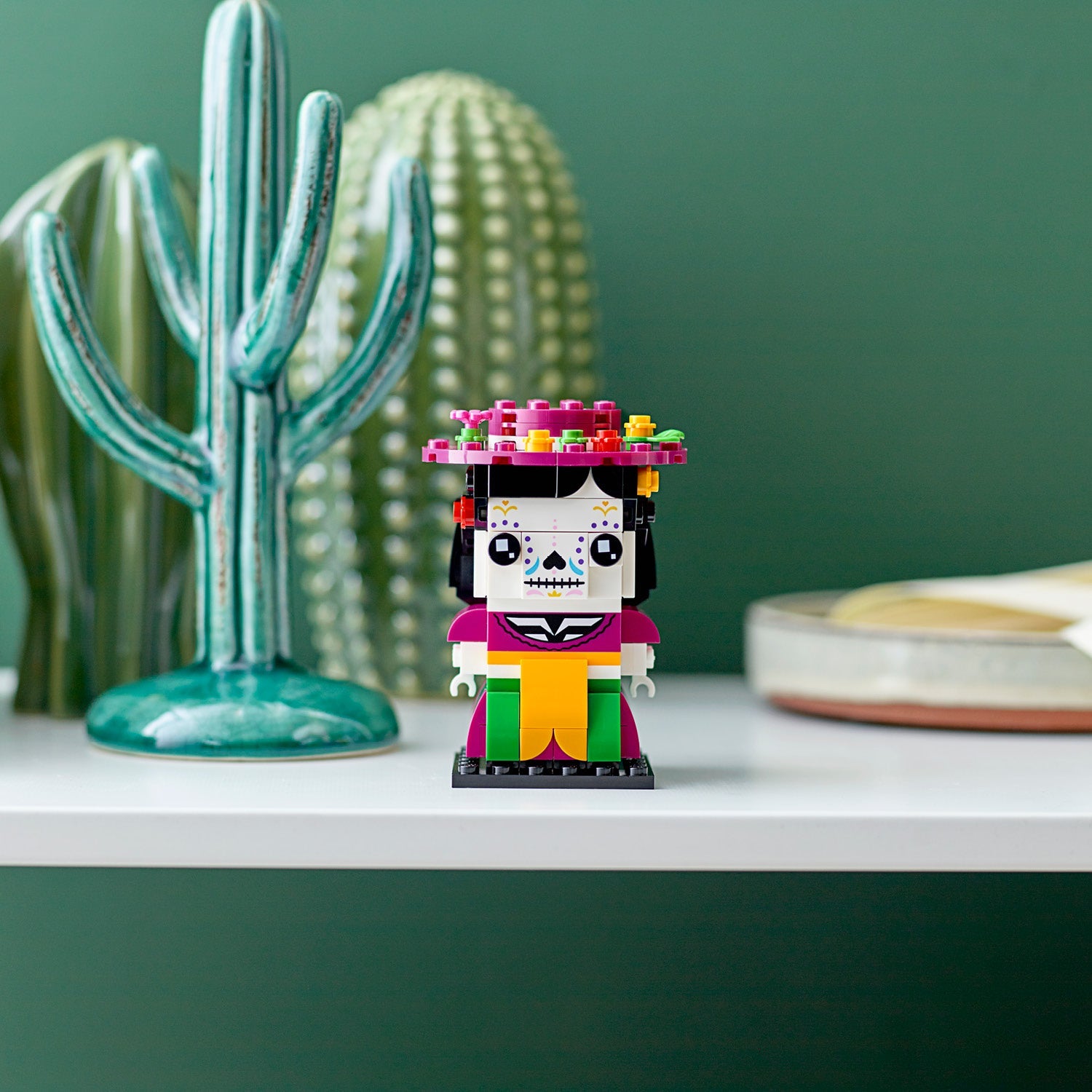 LEGO® BrickHeadz™ La Catrina - Mô Hình Lắp Ráp Ngày Lễ Người Chết (40492) - Góc nhìn khác 3