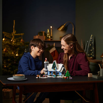 LEGO® Santa's Visit - Mô Hình Nhà Giáng Sinh Winter Village - LEGO 10293 LEGO - ảnh 1 - Lego
