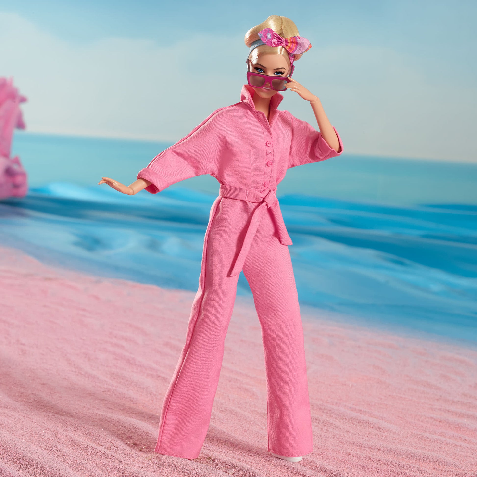 Barbie in Pink Power Jumpsuit – Barbie The Movie - Búp bê Sưu tầm Chính hãng Mattel - Hình ảnh bổ sung 7