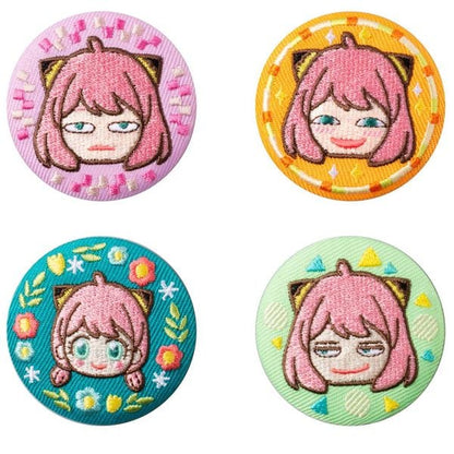 Can Badge Collection Spy x Family Random