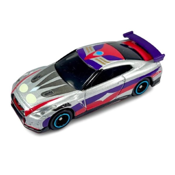 Đồ chơi mô hình xe Tomica UTR-01 Ultraman Tiga Multi Type