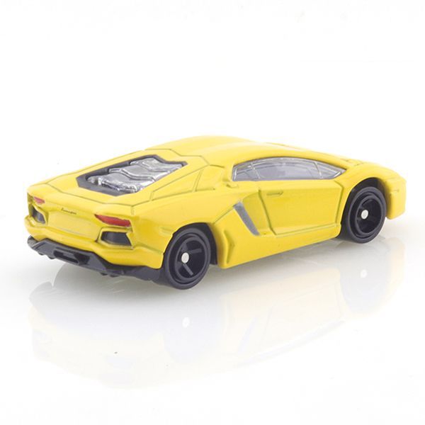 Đồ chơi mô hình xe Tomica AO-03 Lamborghini Aventador LP 700-4 Asia Limited